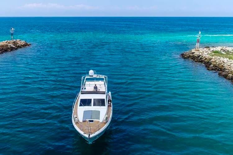 yacht Mykonos, yacht rental Tinos, yacht rentals Mykonos, Delos cruise