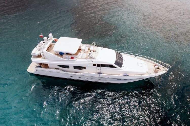 weekly yacht charter Cyclades, island hopping Cyclades, Mykonos yachts