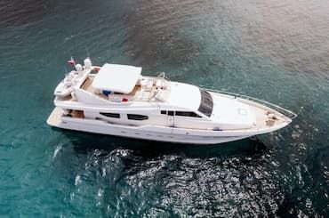 weekly yacht charter Cyclades, crewed yacht charter Cyclades, Mykonos yachts